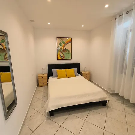 Appartement And Matika